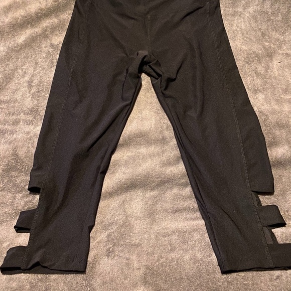 Marika Leggings - Picture 1 of 3